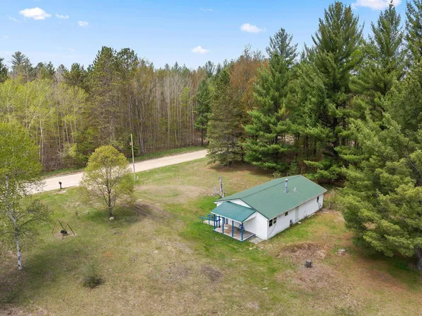 3357 Raymo Rd SW, South Boardman, MI 49680