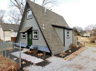 9628 Cheyenne Rd, Meriden, KS 66512