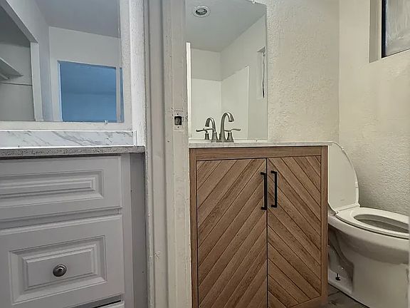 4th image of 5915 Gibson Blvd SE #218