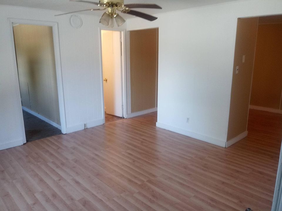 2nd image of 212 S Lorimier St APT 8