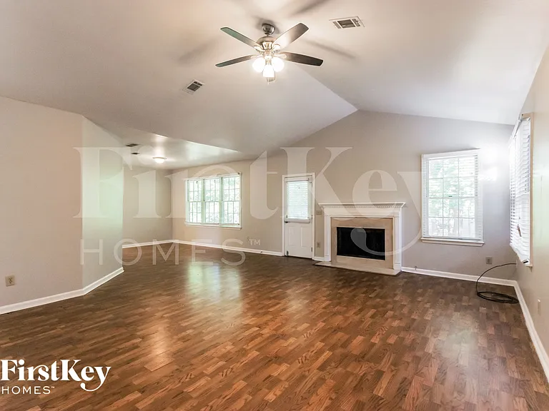 594 Fortune Ridge Rd — Photo 4