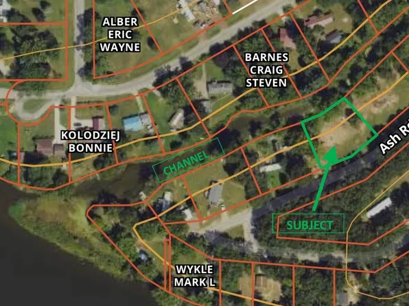 58684 Ash Rd, Three Rivers, MI 49093