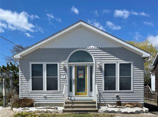 115 Chalker Beach Rd, Old Saybrook, CT 06475