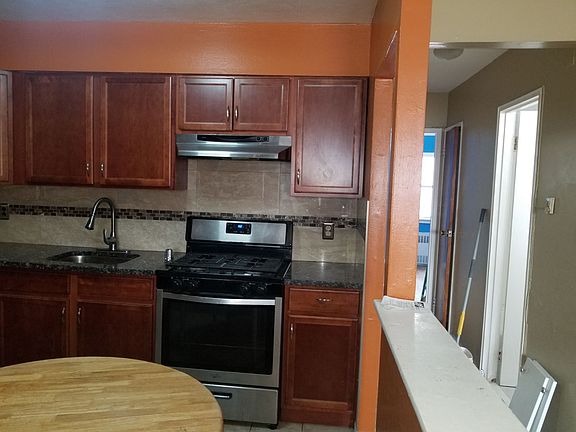 3rd image of 1157 E 80th St #2