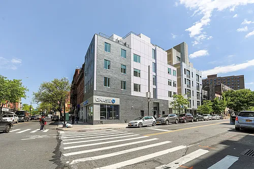 165 Vanderbilt Ave #A Photo 1