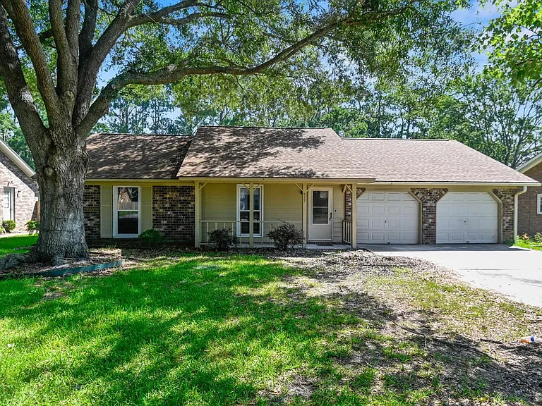 617 Longleaf Rd — Photo 8