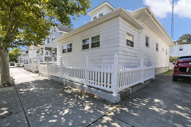 1st image of 144 W Hand Ave