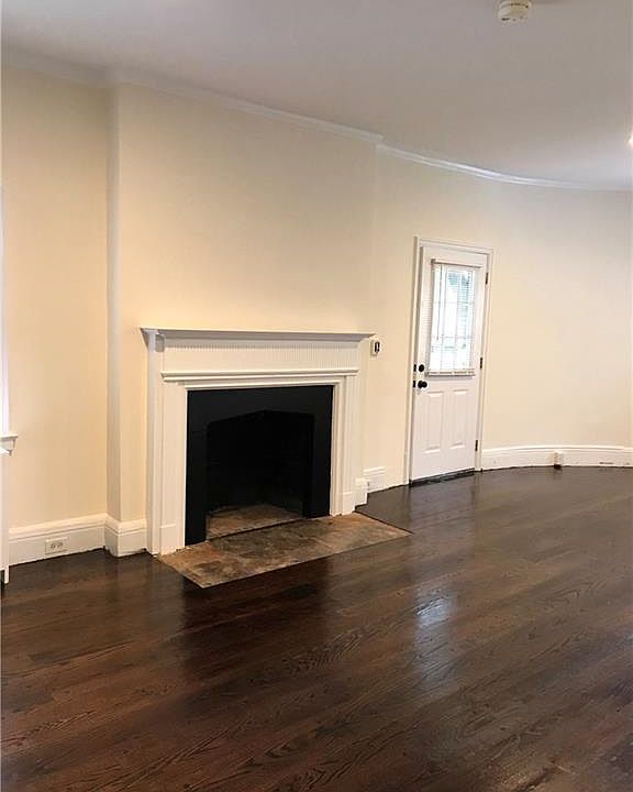 1st image of 56 Willow Dr Fl 1ST