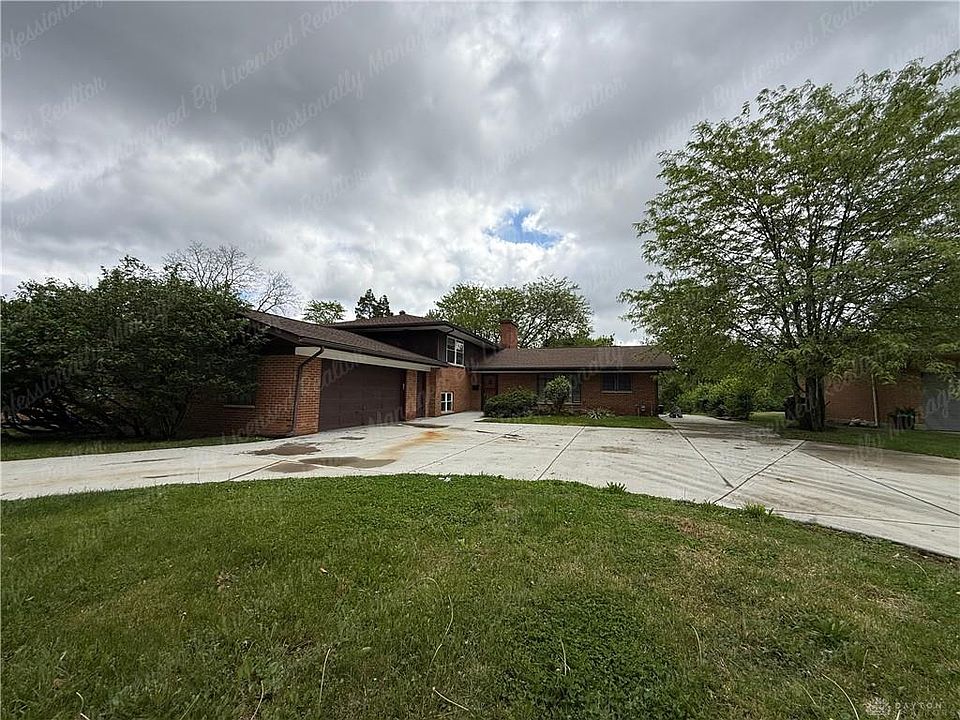 1st image of 3776 Dorset Dr