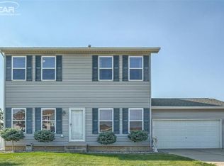 3070 Wild Orchid Ln, Burton, MI 48519