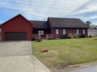 7731 Lemaster Rd, Athens, OH 45701