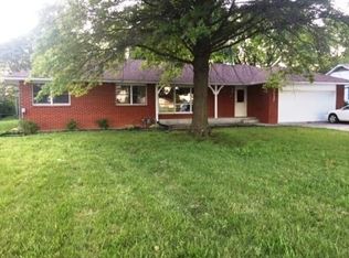 3537 SE Croco Rd, Topeka, KS 66605