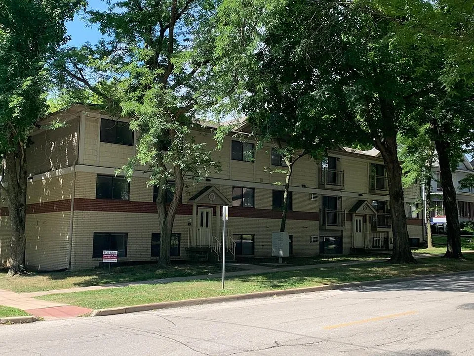 333 Church St #12