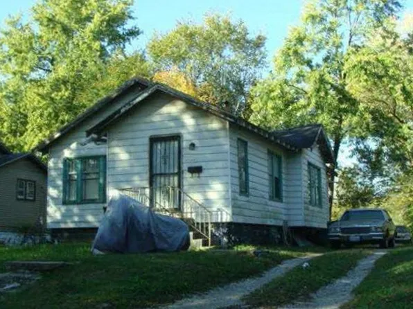 1733 N 47th St, East Saint Louis, IL 62204