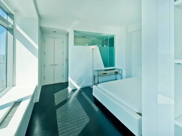 123 Washington Street image 4 of 12