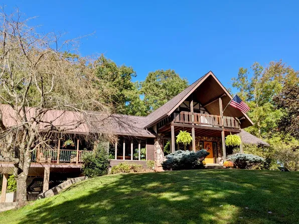 638 Red Tail Ln, Grantsville, WV 26147