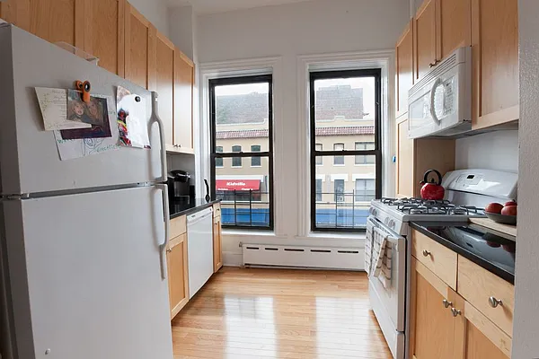 Rented by Berman Realty | media 28