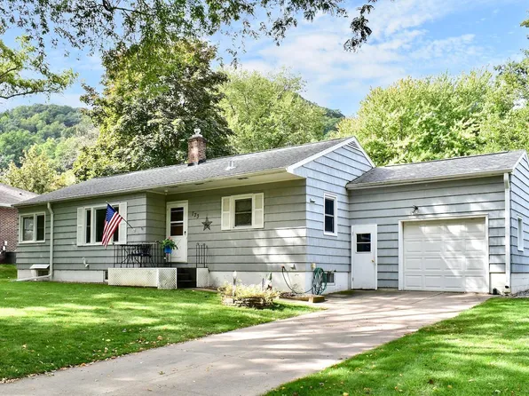 773 Terrace Ln, Winona, MN 55987