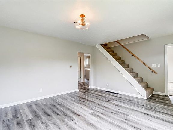 5th image of 3383 North Blvd