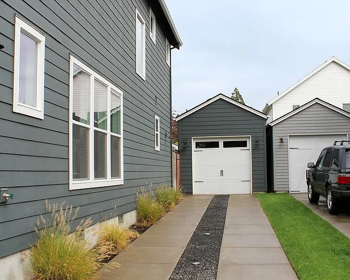 8240 SW 47th Ave — Photo 35