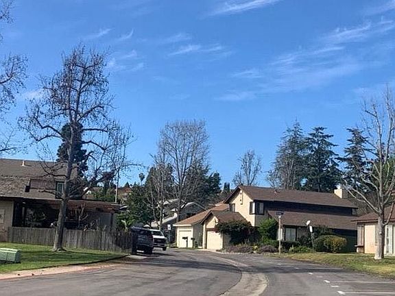 4th image of 10129 Crestside Pl