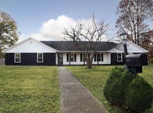 1929 N Beechwood Dr, Florence, AL 35630