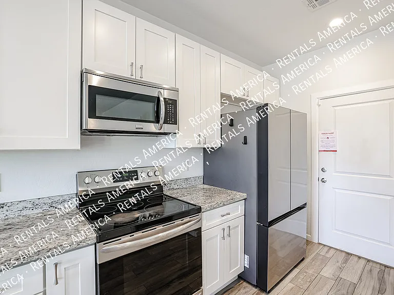 11862 N 79th Dr — Photo 11
