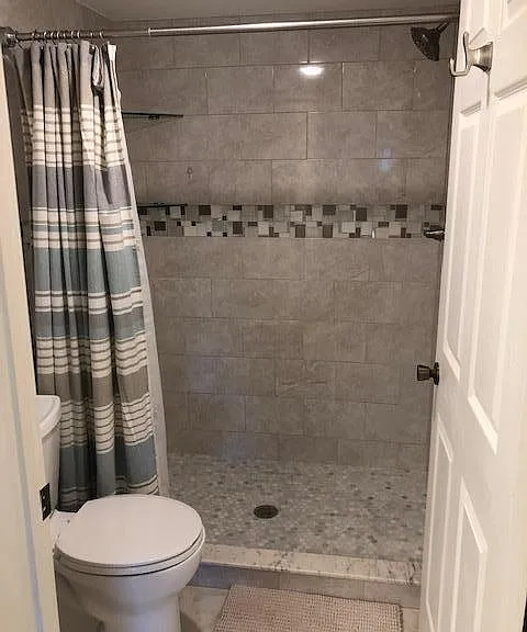 901 Pinecrest Cir #B — Photo 15