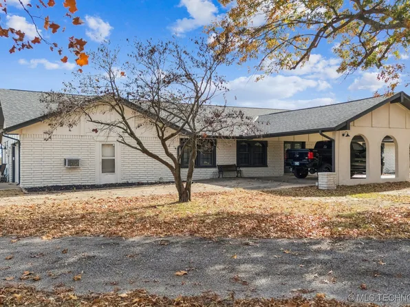 908 Lou Allard Dr, Drumright, OK 74030