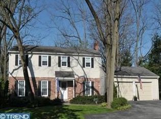 12 Grant Ln, Wayne, PA 19087