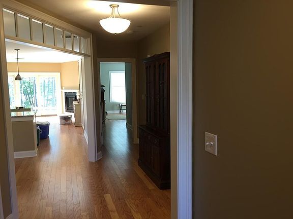 3rd image of 20 Terry Ln #2