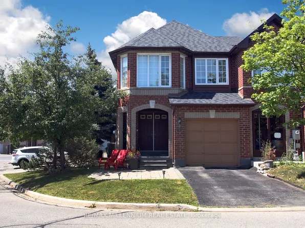 20 Kenwood Dr #20, Brampton, ON L6X 4P5