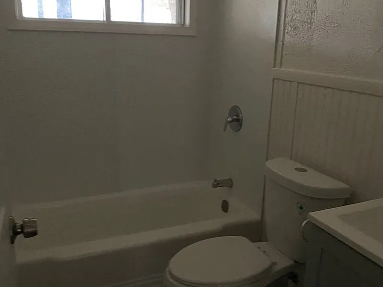 1143 Saint Rose Ln — Photo 11
