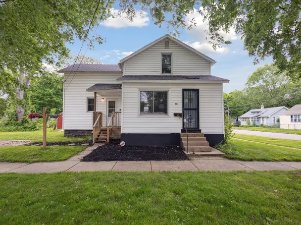 424 N 7th St, Niles, MI 49120