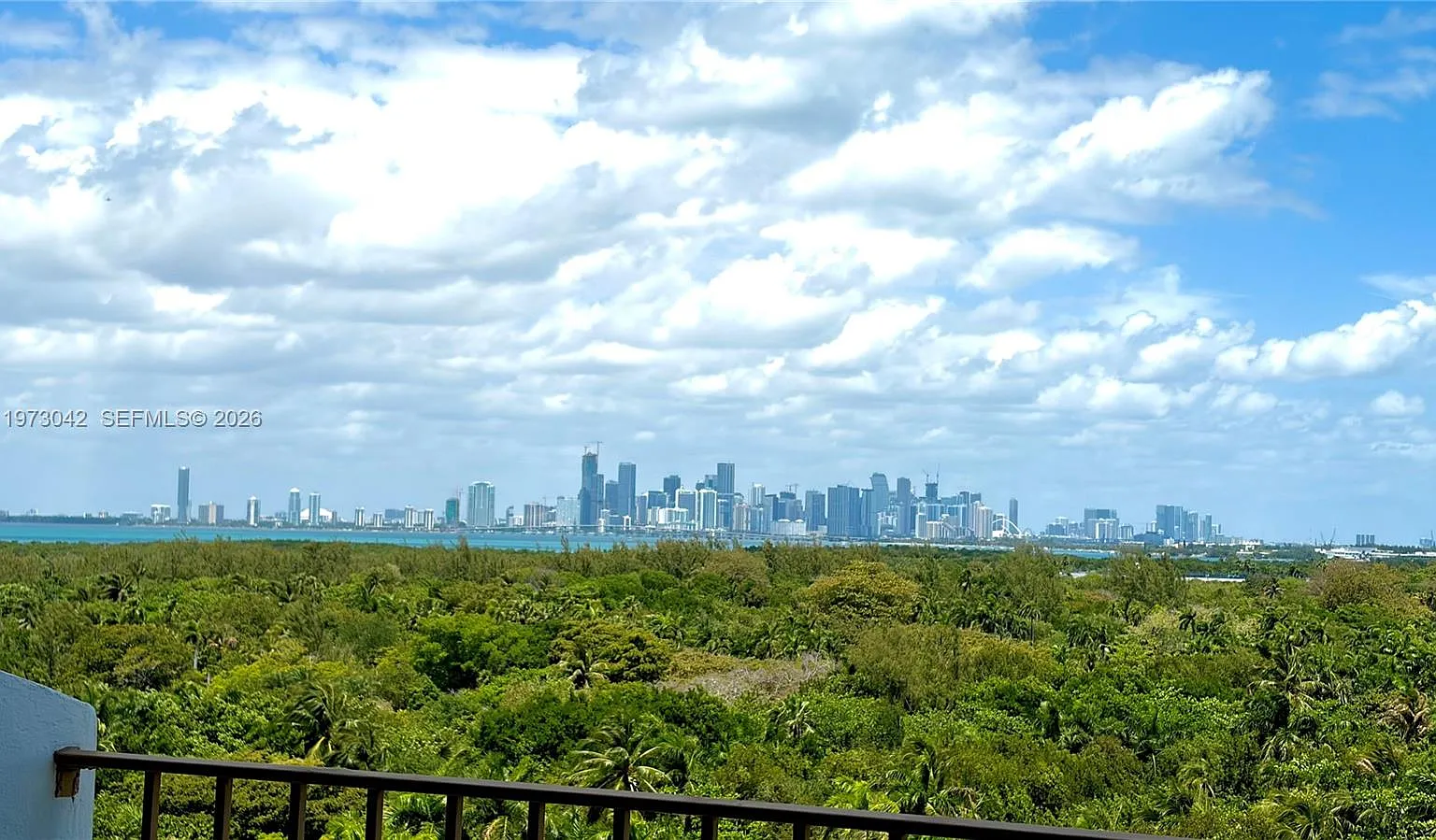 Key Biscayne Commodore Cl — Photo 4