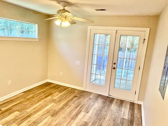 2160 Kings Gate Ln — Photo 2