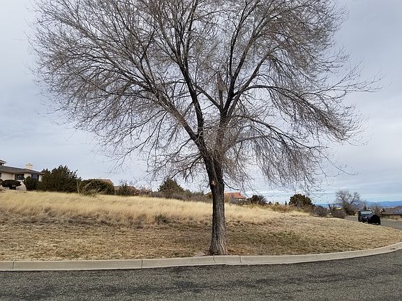 2nd image of 1180 Fawn Ln
