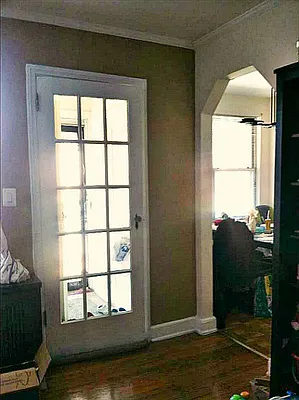 Rented by Eleni Moustakis LREB | media 6