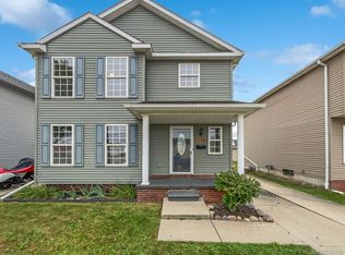 1746 E Woodruff Ave, Hazel Park, MI