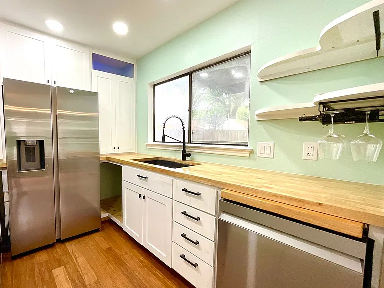 10215 Athens Fld — Photo 14