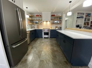 41 Marion Rd, Bethany, CT 06524