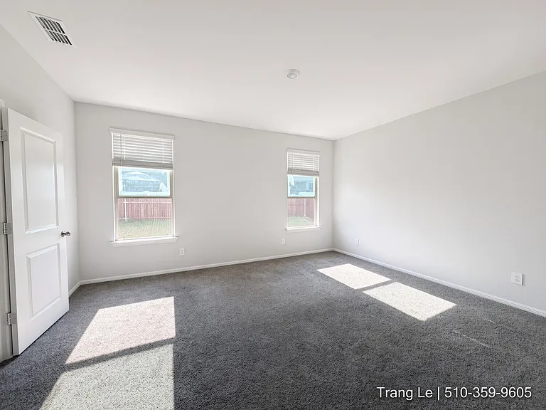 8636 Centerboard Ln — Photo 13