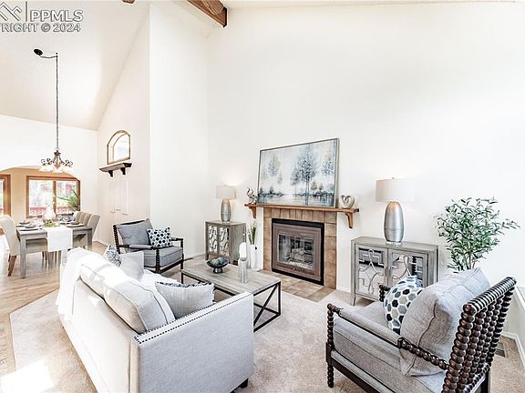 2nd image of 7915 Sangor Dr