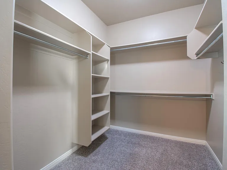 2676 S Wilson Dr — Photo 28