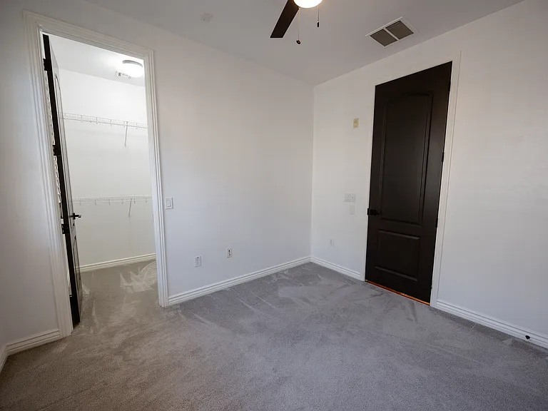 2445 E Montecito Ave — Photo 9
