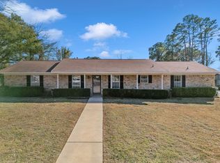 300 Rick Dr, Longview, TX 75605