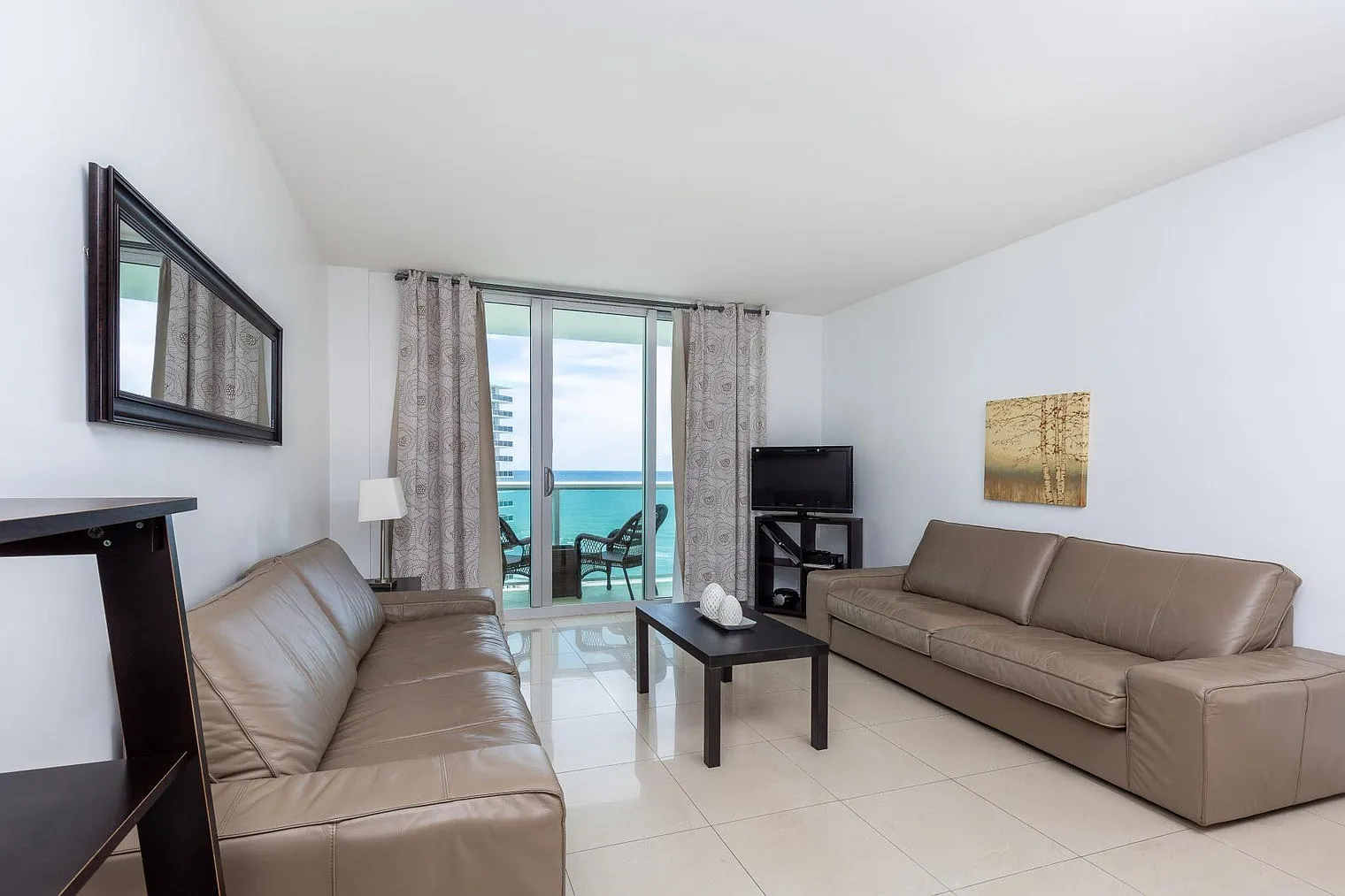 1 bed, 1.0 bath, 871 sqft, $5,431 — Photo 1