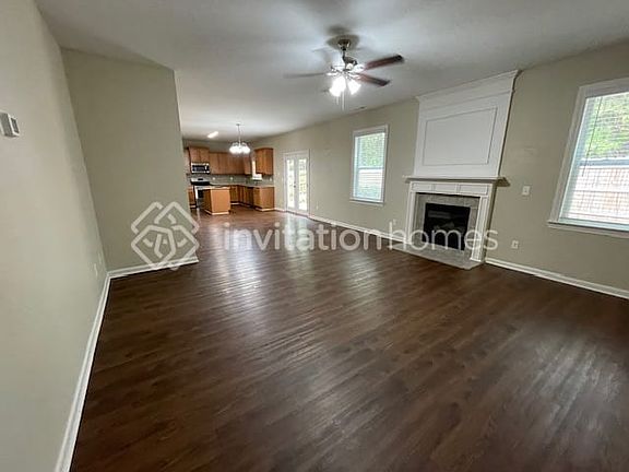 5th image of 3762 Lanier Dr