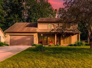 7216 Deerpointe Cv, Fort Wayne, IN