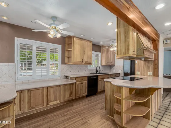 4837 E AVALON Drive, Phoenix, AZ 85018